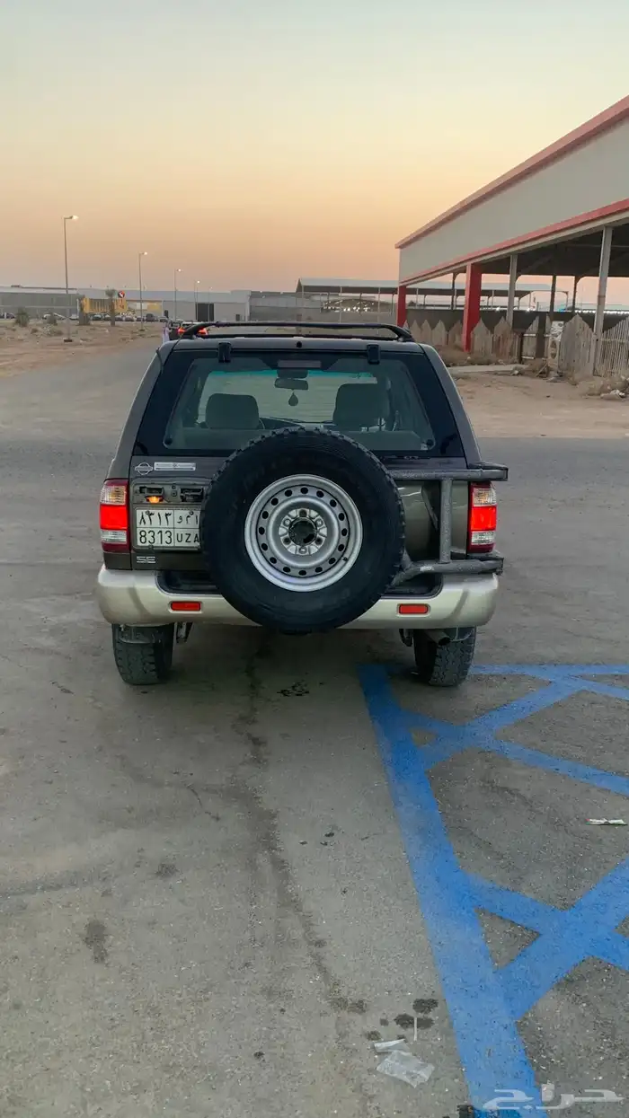 باثفندر 2001 قير عادي نظيف 4