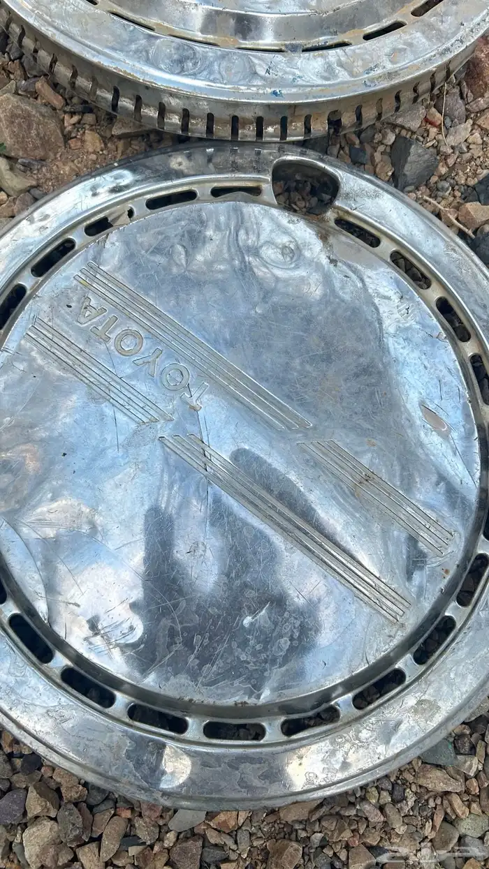 طيس هايلكس قديمه على السوم 1