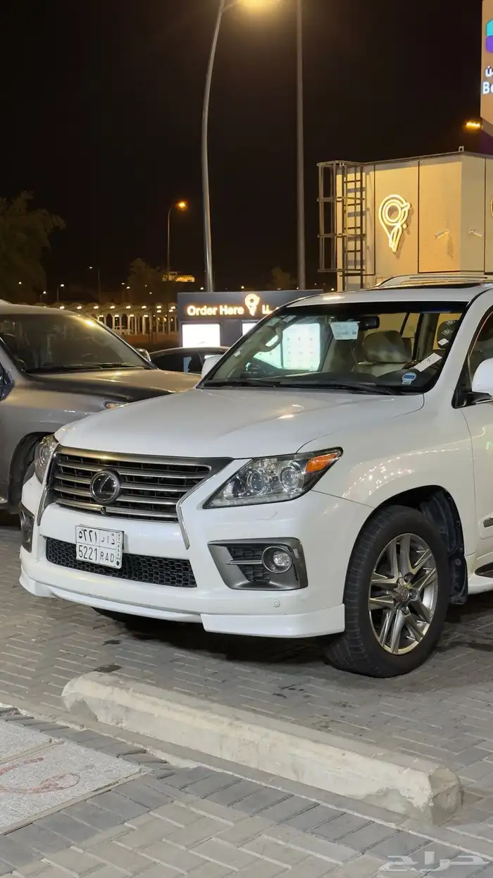 لكسز 2014 جيب لكسز 2014 2