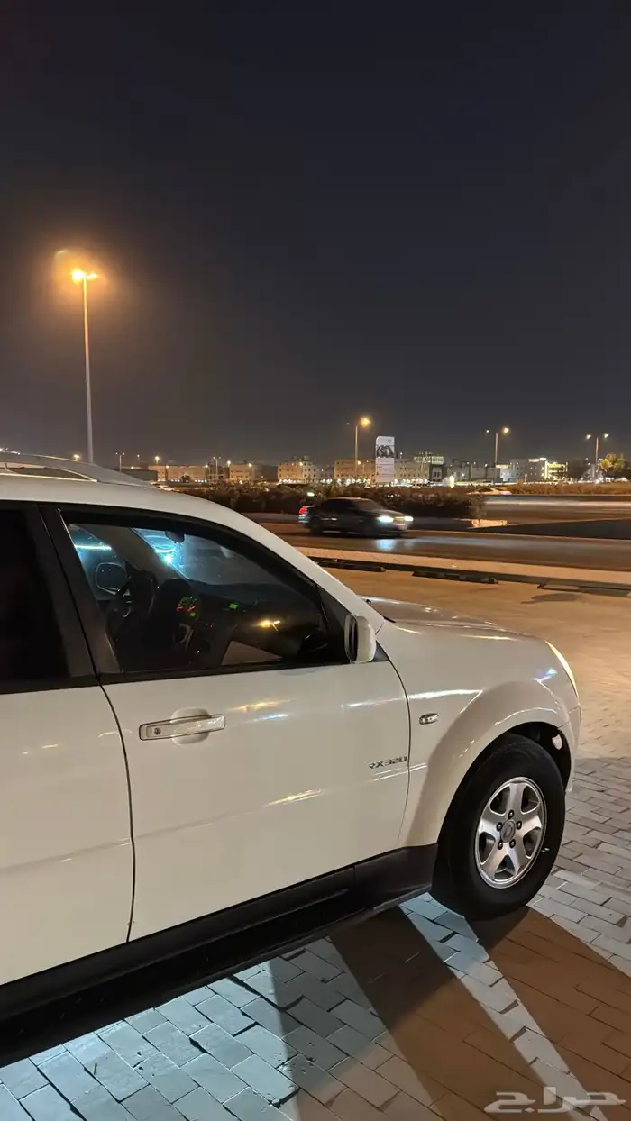 سانج يونق ركستون 320 موديل 2011 9