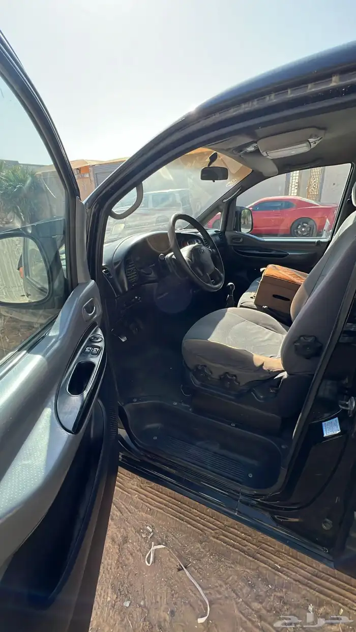 باص هونداي H1 7