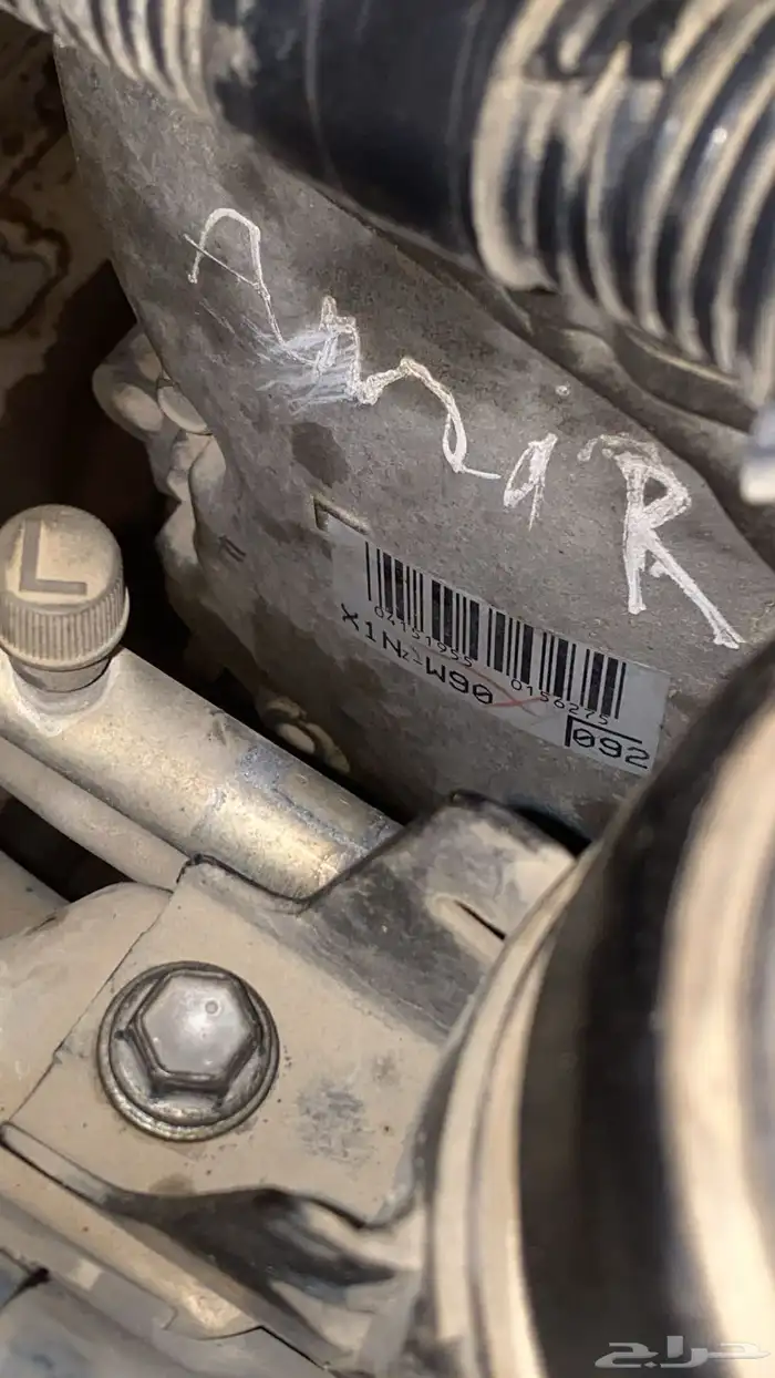 للبيع مكينة يارس وتركب للكورلا 2007 وتحت 2