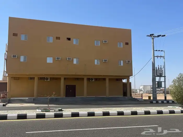 ابي احد يعلن عن مجمع تجاري وسكني 1