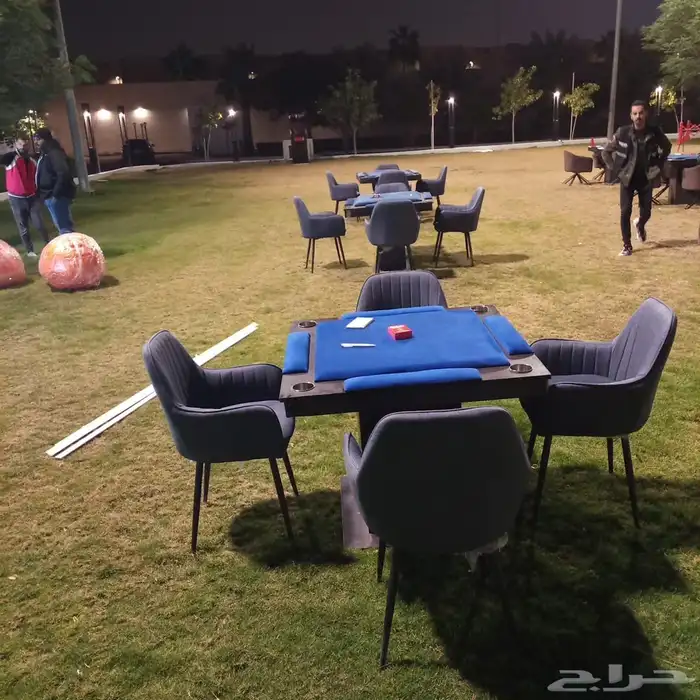 يوجد لدينا كراسي كنب تاجير طاولات طعام دفايات 8