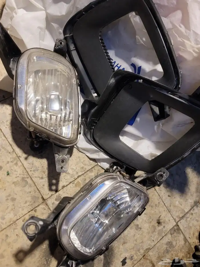 كشافات مع القاعده كيا كرنفال 0