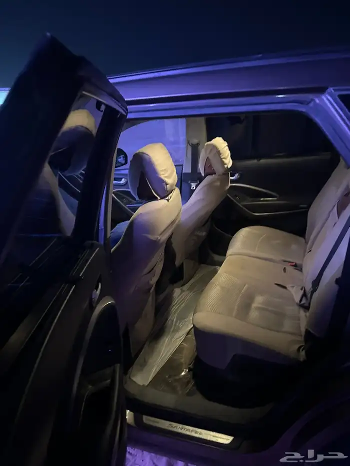 للبيع سيارة قراند سنتافي موديل 2014 فل كامل 9