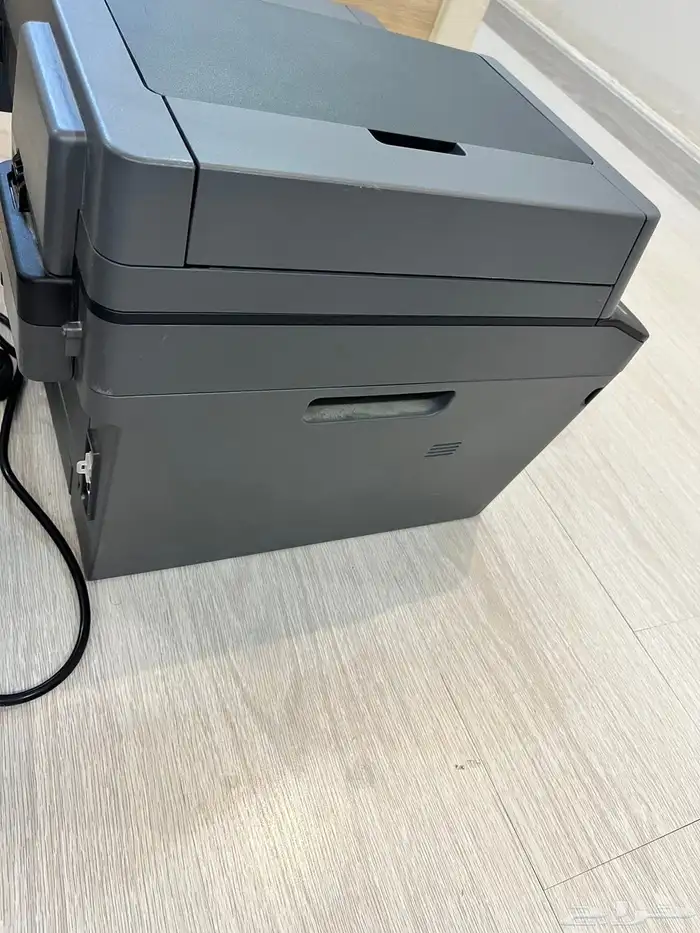 طابعه جديده لم تستخدم سوى يوم فقط 3