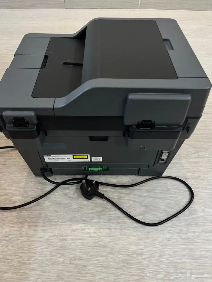 طابعه جديده لم تستخدم سوى يوم فقط 5