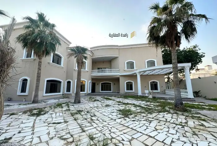 فيلا فاخر للبيع 0