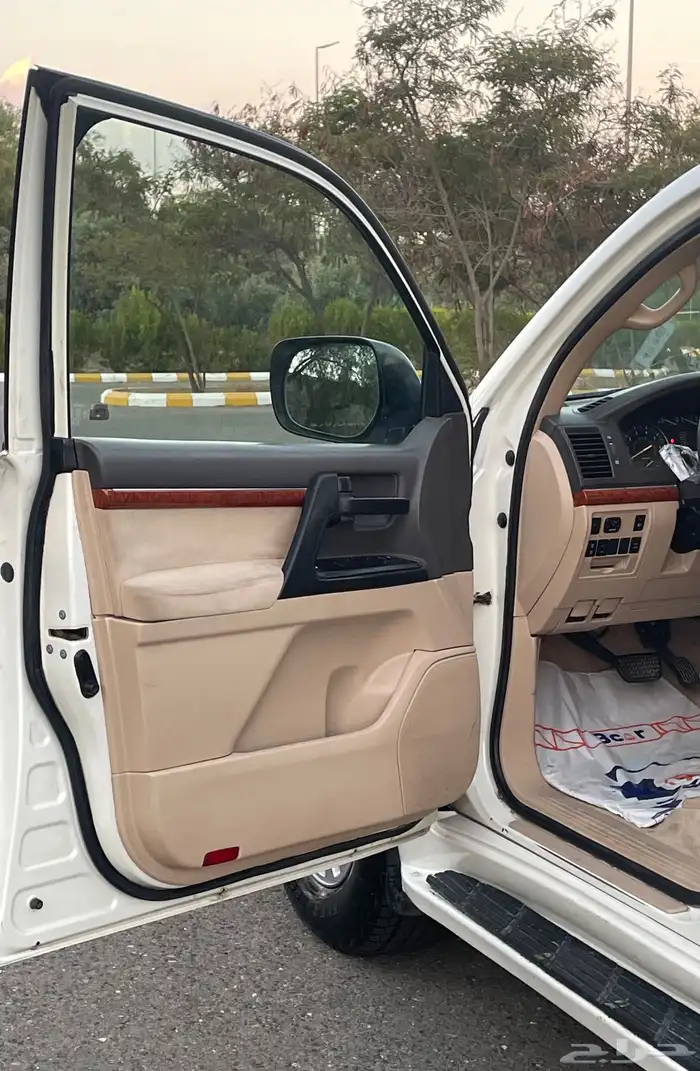 جيب صالون 2012 ستة سلندر قير اتوماتيك 30