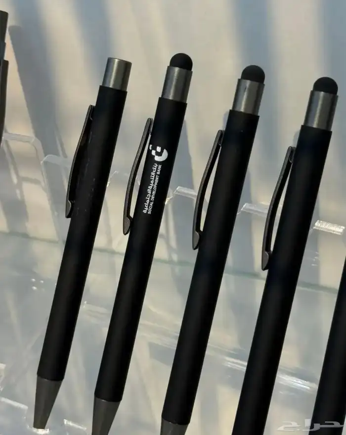 طباعة بطاقات عمل iD كروت وحاملة اي دي جلد للشركات 2