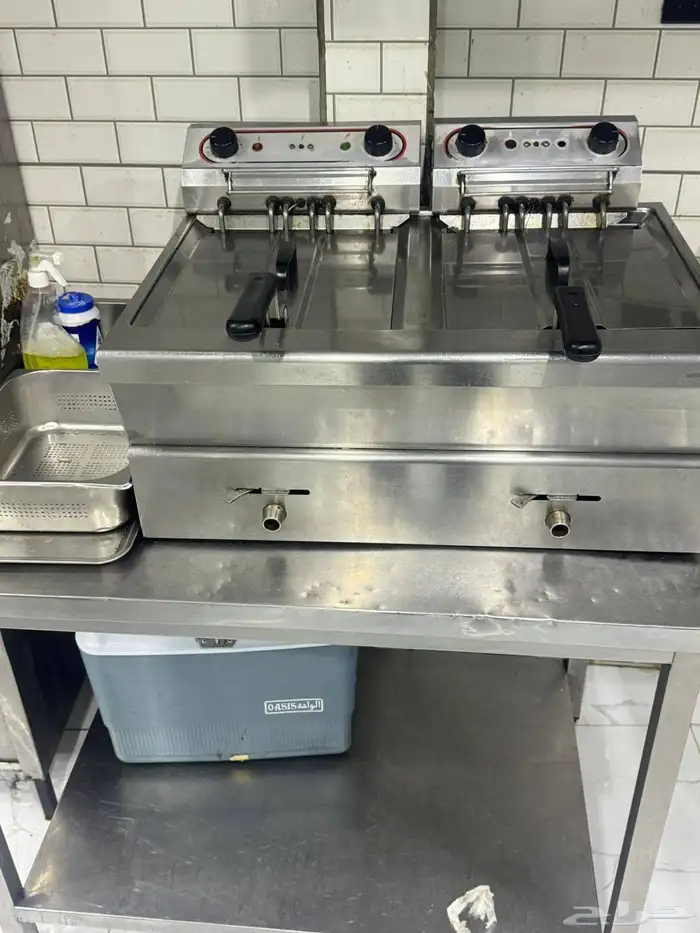 أغراض مطعم فى منطقة جيزان للبيع الكامل 6