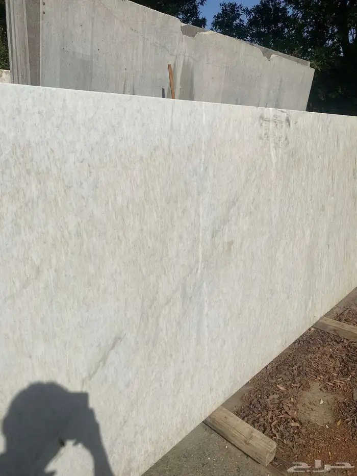 بوجود جميع انواع رخام طبيعي للبيع وبسعر مناسب للكل 2