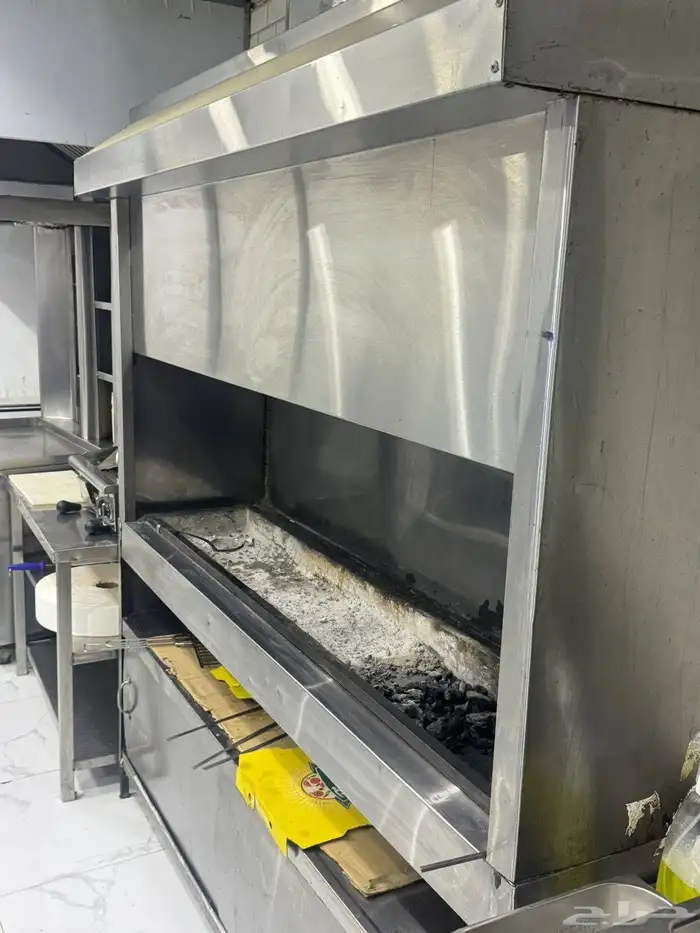 أغراض مطعم فى منطقة جيزان للبيع الكامل 10