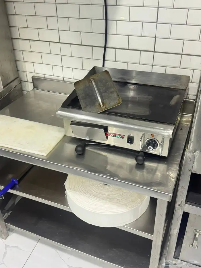 أغراض مطعم فى منطقة جيزان للبيع الكامل 12