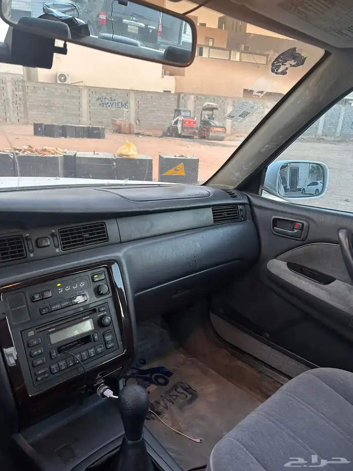 للبيع تويوتا كروان مديل 1998 33