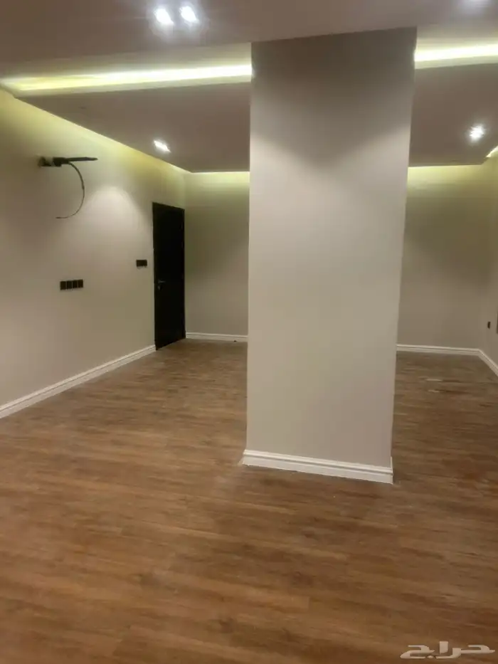 للأيجار شقة فاخرة في حي الصواري 18