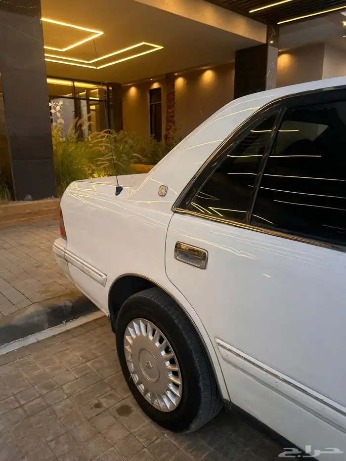 للبيع تويوتا كروان مديل 1998 24