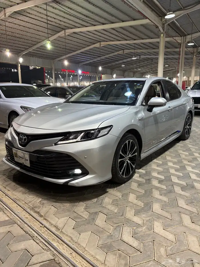 تويوتا كامري GLE 2020 3