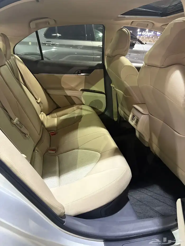 تويوتا كامري GLE 2020 12