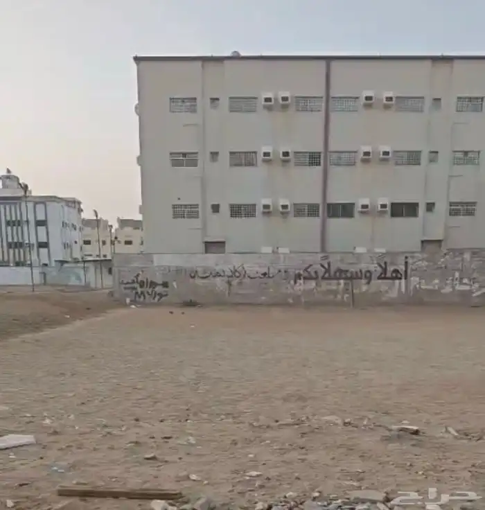 للبيع ارض في حي النزلة اليمانية م1200 شارع20شمالي 2