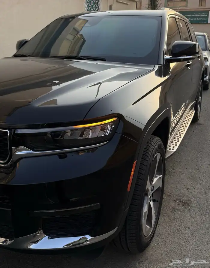 جراند شيروكي L ليمتد 2024 للتنازل او كاش بدون مقابل 0