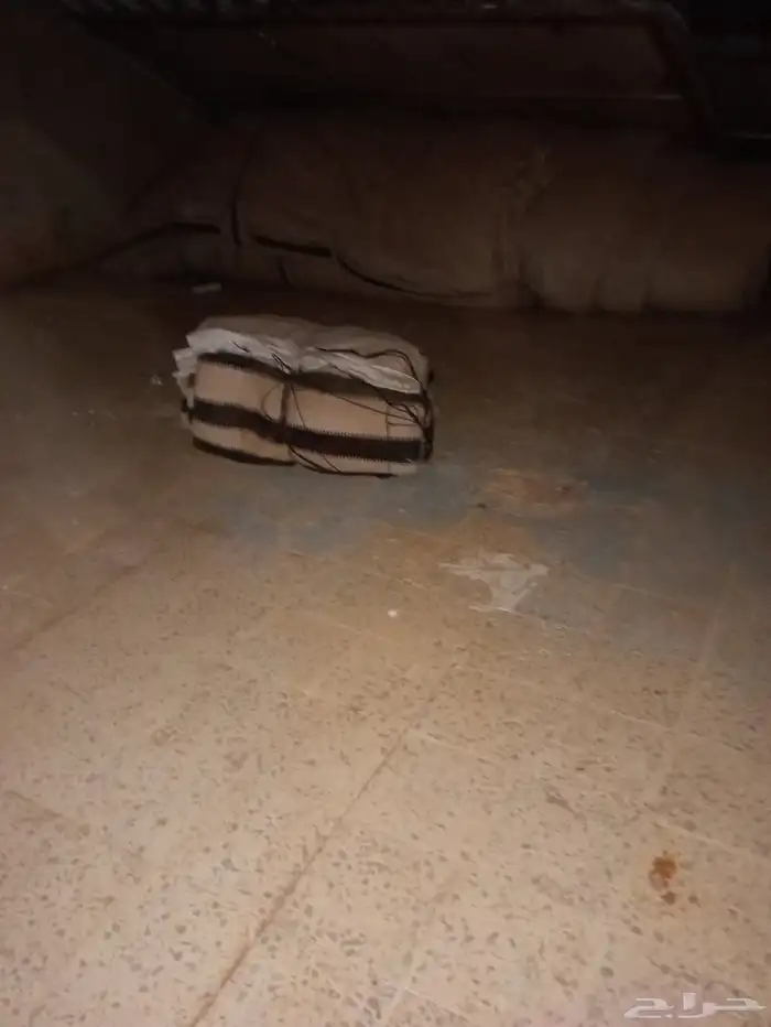 بيت شعر ابيض مخطط باسود 11  6 عمدان خشب 0