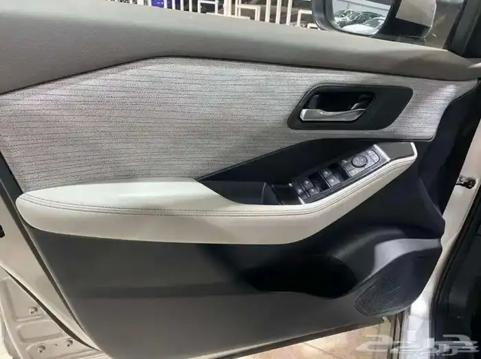 نيسان اكس تريل 2025 9