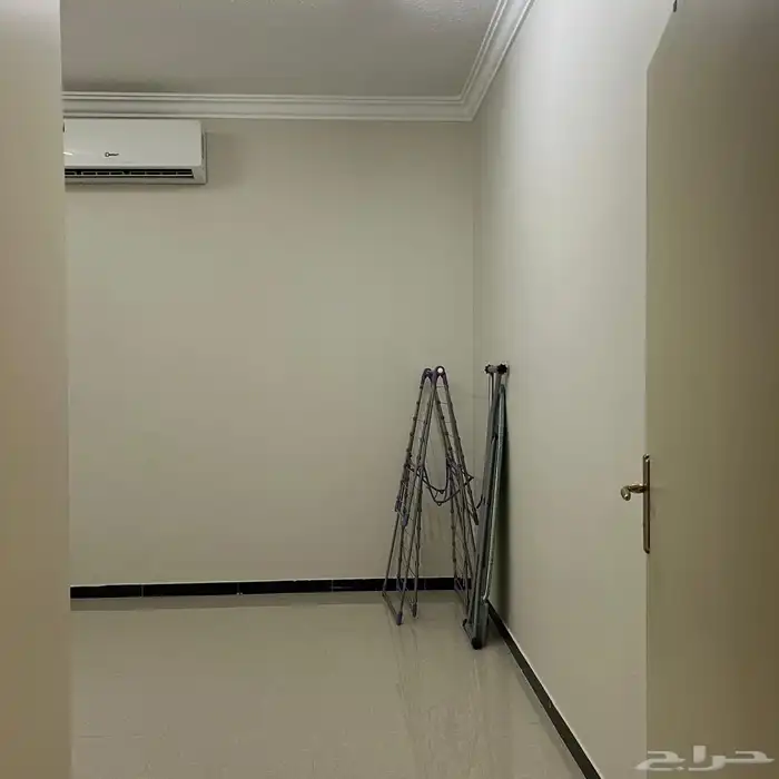 شقة للايجار حي الرمال الذهبي 4