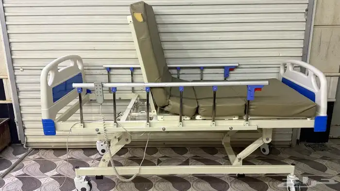 سرير طبي كهربائي 3