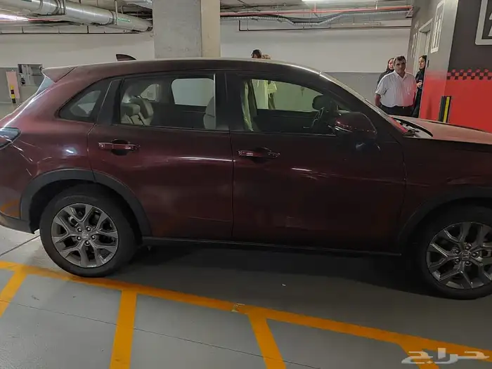 هوندا زد ار في نصف فل احمر موديل 2024 للتنازل بدون مقابل 2