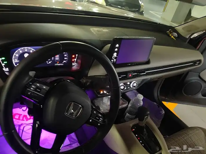 هوندا زد ار في نصف فل احمر موديل 2024 للتنازل بدون مقابل 8