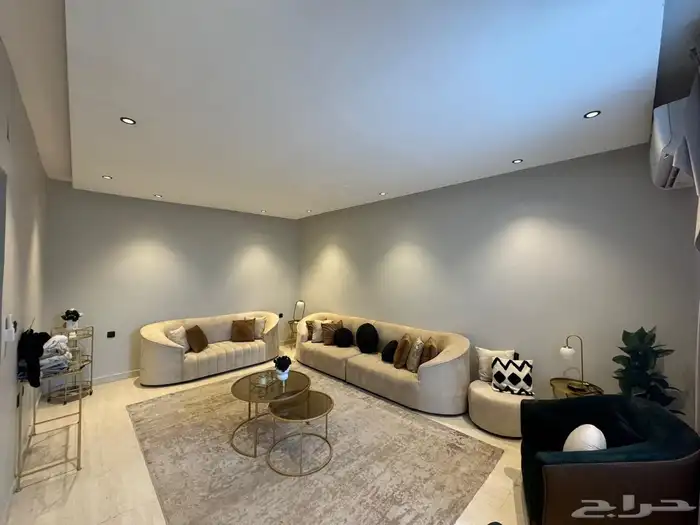 فيلا للايجار 4