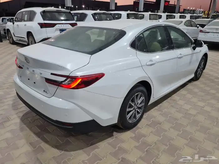 تويوتا كامري ستاندر E 2025 - عرض خاص لاسعار الكامري 1