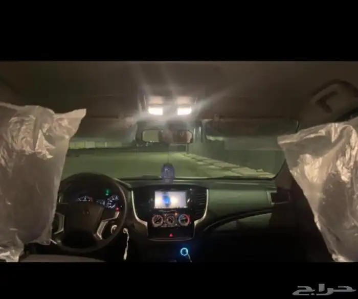 للتنازل ميتسوبيشي L200 12