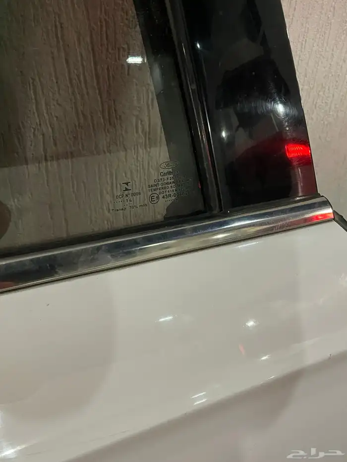 فورد فيوجن باب خلفي يمين ابيض  بلد 9