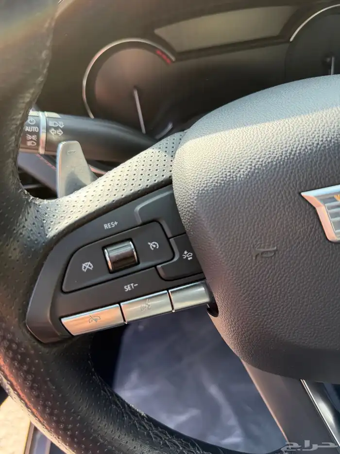 كاديلاك CT5 2022 فئة سبورت مواصفات مميزة ضمان الوكيل كدلك 18