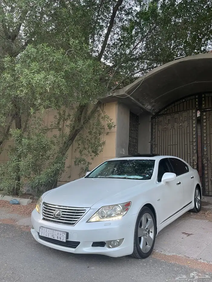 لكزس 460 موديل 2007 1