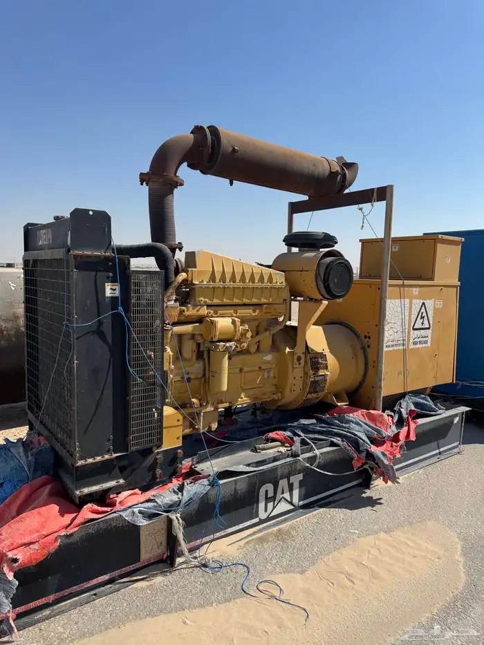 مولد كهرباء Caterpillar للبيع على حالته 0