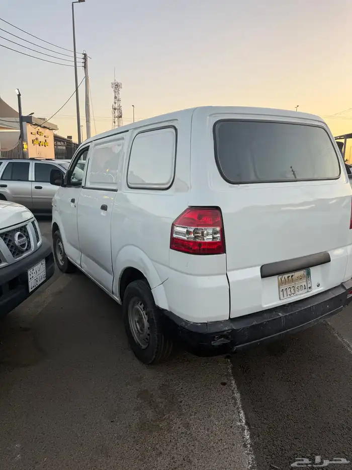 للبيع سوزوكي APV موديل 2009 1