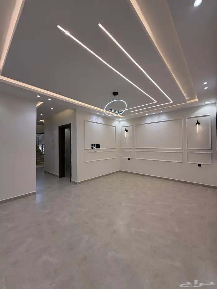 للبيع دور ثاني بسطح خاص خلف العثيم بالمحالة بسعر 500الف فقط 18