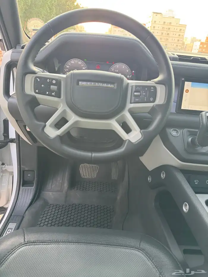 لاندروفر ديفندر SE400 2024 6