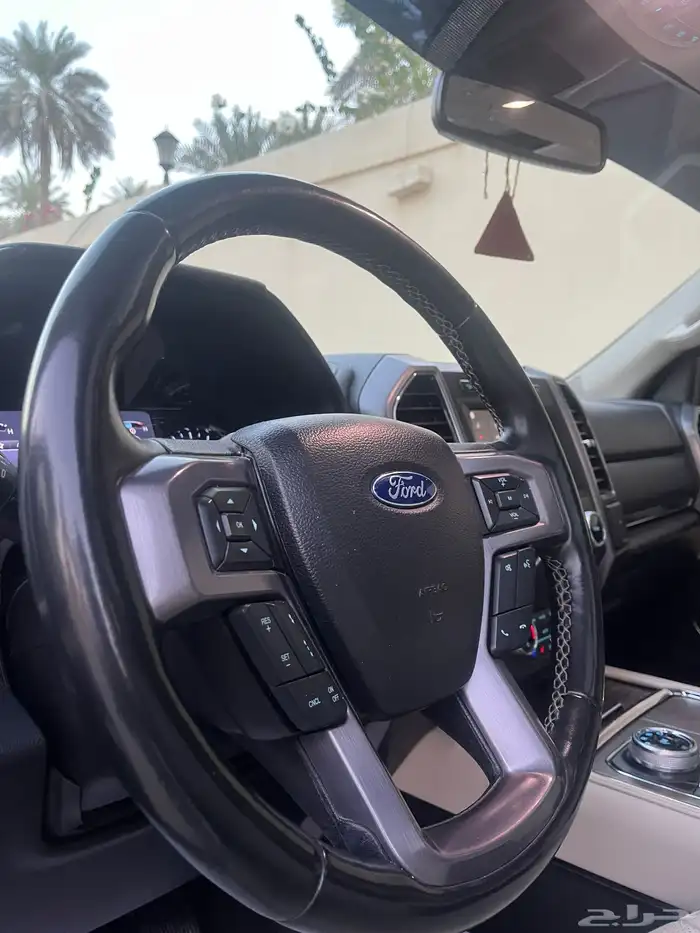 فورد إكسبيديشن بلاتينوم 2019 (Platinum) وارد الجزيرة مخزن 29