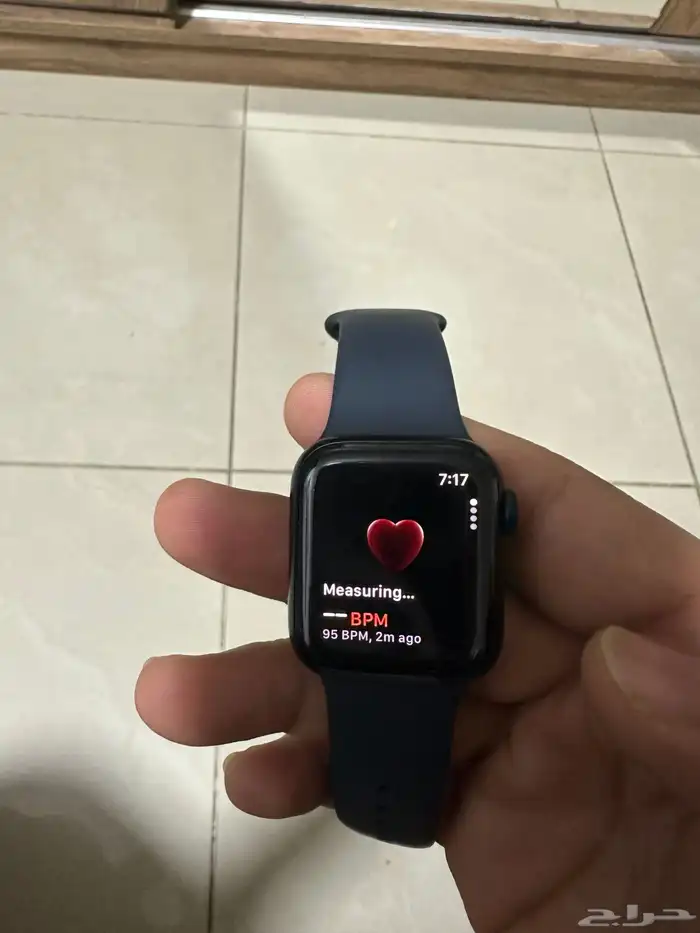 ساعة ابل جديدة نادرة مستعملة مع جميع ملحقاتها الأصلية 9