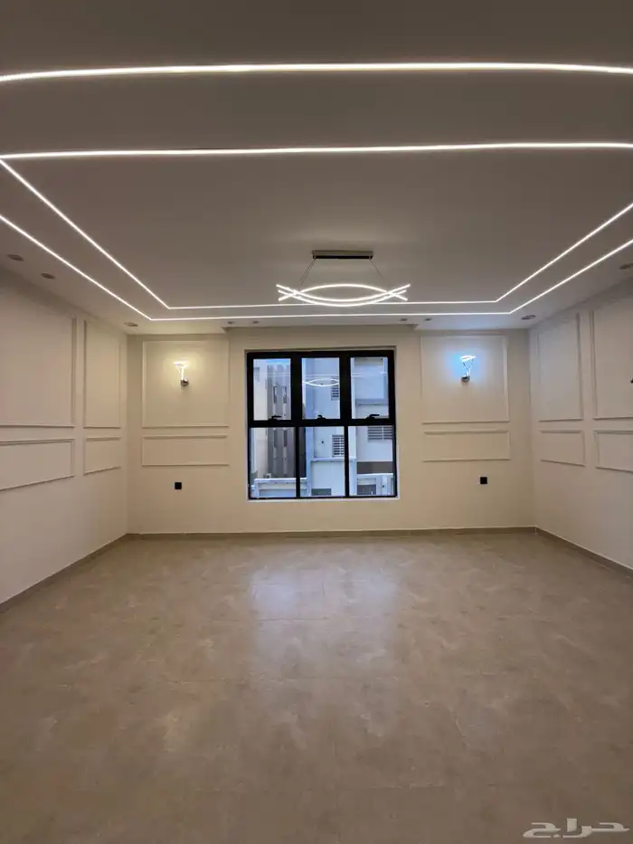 للبيع دور ثاني بسطح خاص خلف العثيم بالمحالة بسعر 500الف فقط 5