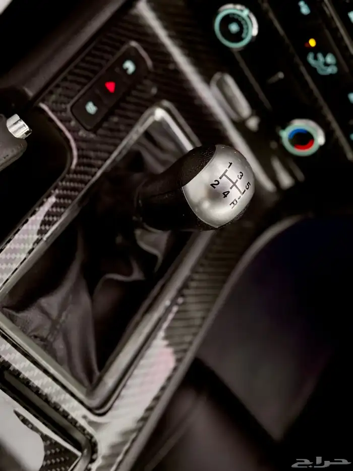 فورد موستنج GT قير عادي 8 سلندر 40