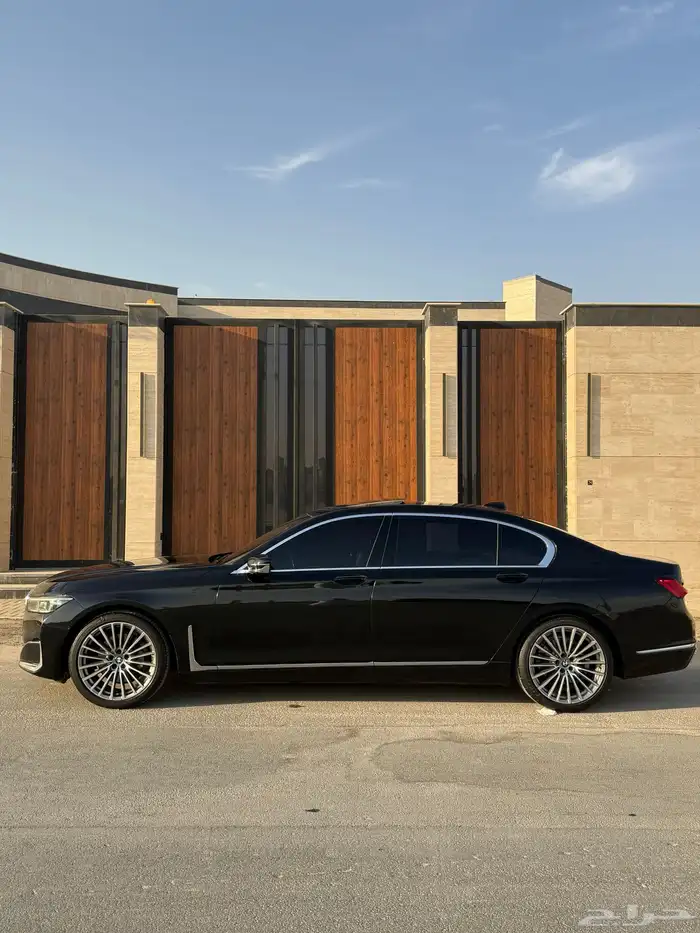 بي ام دبليو 730Li فل كامل ناغي 2022 ( تم البيع) 6