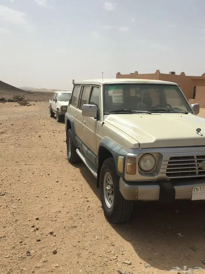 جيب نيسان الموديل 96 1