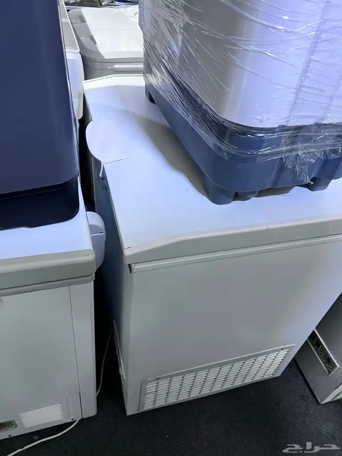 جميع مقاسات الفريزر الواقف والأ الأرضي مستخدم نظيف 6