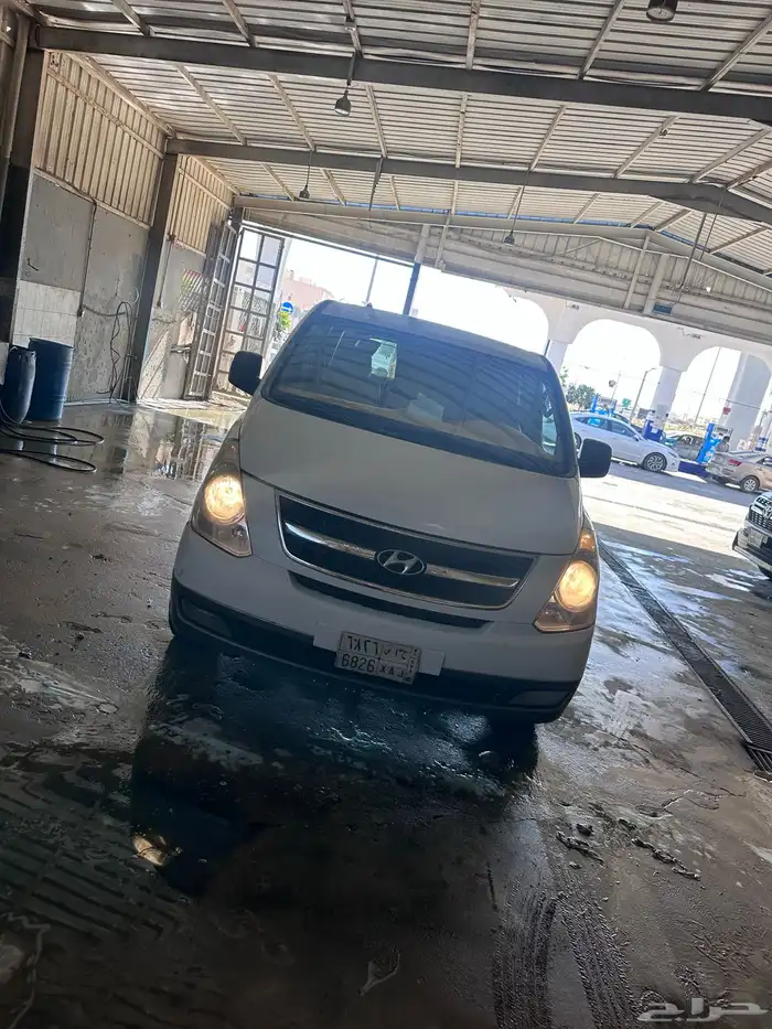 فان اتش ون 2014 للبيع ماشي 500 الف وعليها بودي نضيف جير ماك 0